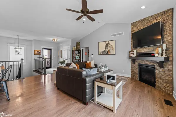 213 McCormick AVE, Rhodes, IA 50234