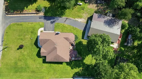 9650 N 250 E, Wheatfield, IN 46392