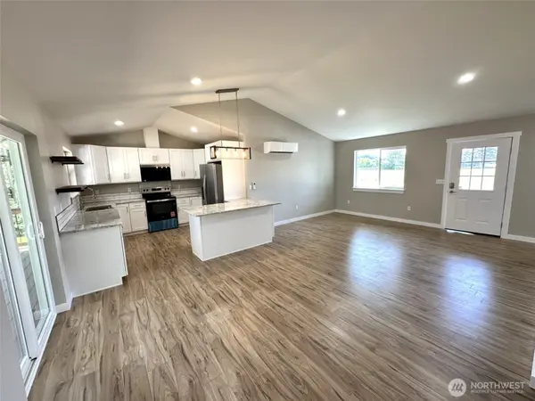 470 Volans AVE SW, Ocean Shores, WA 98569