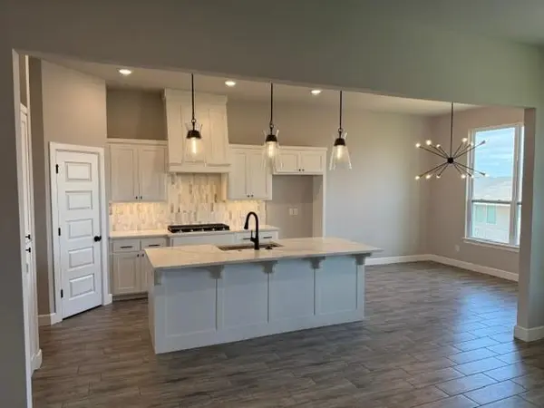 13804 Klinsman RD, Piedmont, OK 73078
