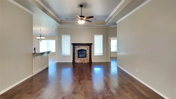 725 Dusty TRL, Yukon, OK 73099