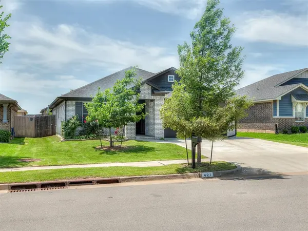 421 Kearny LN, Yukon, OK 73099