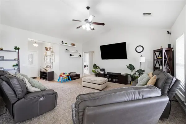 1804 Cougar CIR, Altus, OK 73521
