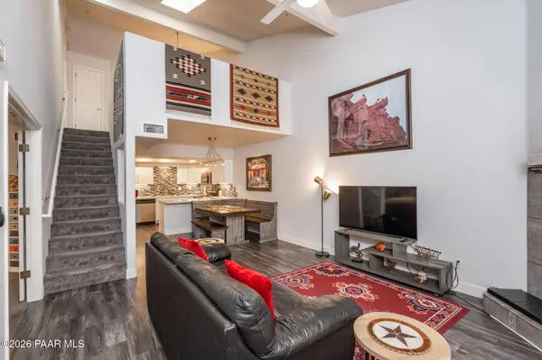 237 Creekside CIR #E, Prescott, AZ 86303