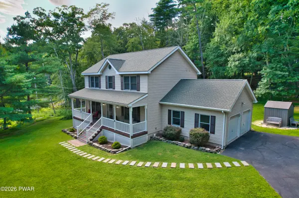 135 Blueberry DR, Milford, PA 18337
