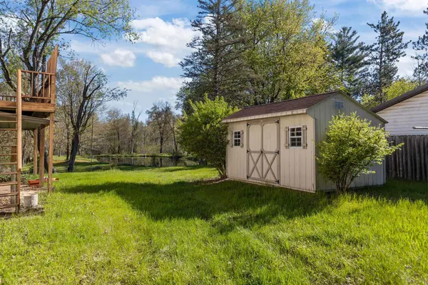 W3224 COUNTY ROAD H, Pine River, WI 54965