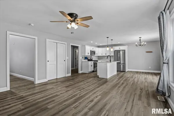 315 N BRECKENRIDGE RD, Chatham, IL 62629