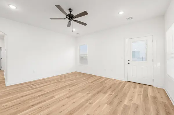 2436 S Pronghorn St, Goddard, KS 67052