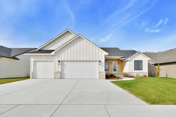 403 N Fielding St, Derby, KS 67037
