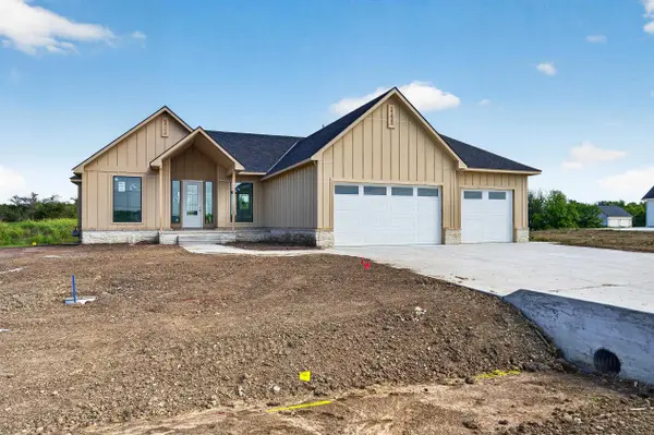 2812 E Kay St, Derby, KS 67037