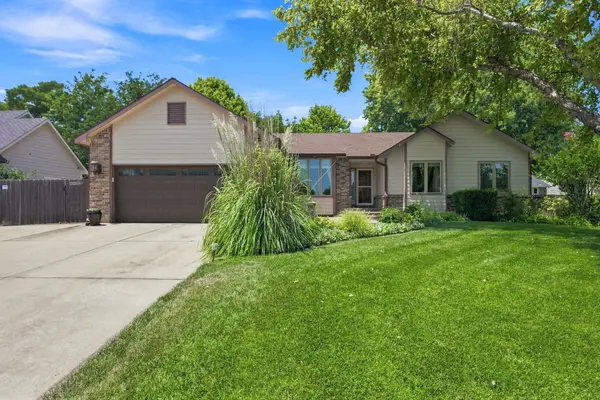121 S Parkridge, Wichita, KS 67209