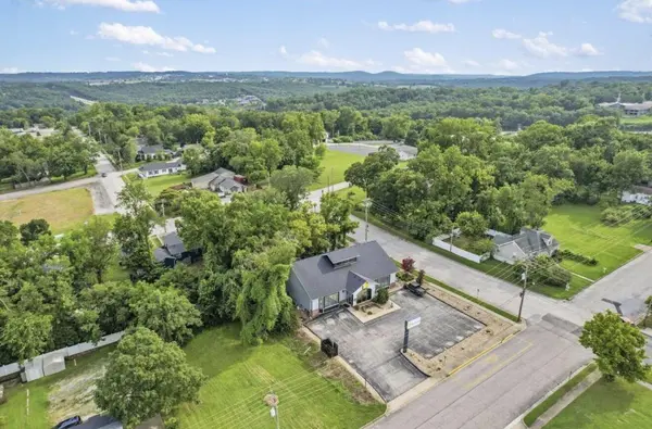 590 W Pacific Street, Branson, MO 65616