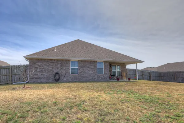 2764 Annelise LN, Joplin, MO 64804
