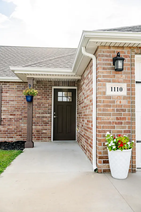 1110 Aundria AVE, Monett, MO 65708