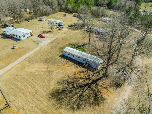 1442 Bobcat LN, Woodruff, SC 29388