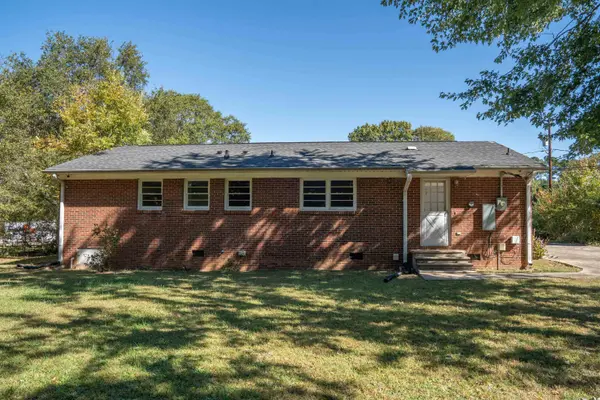 157 Sunset DR, Cowpens, SC 29330