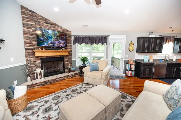 105 Millstone DR, Campobello, SC 29322