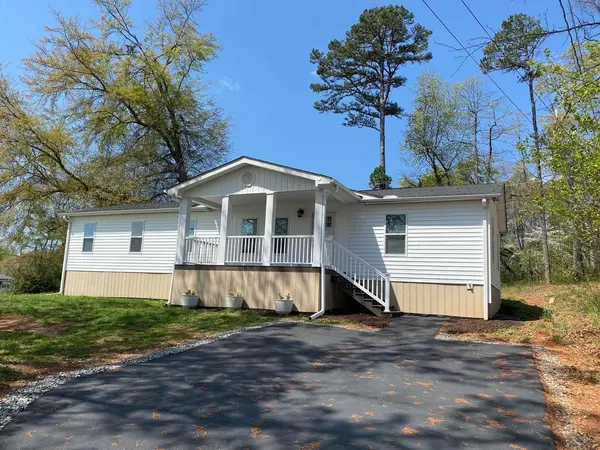 521 Park ST, Inman, SC 29349-9231