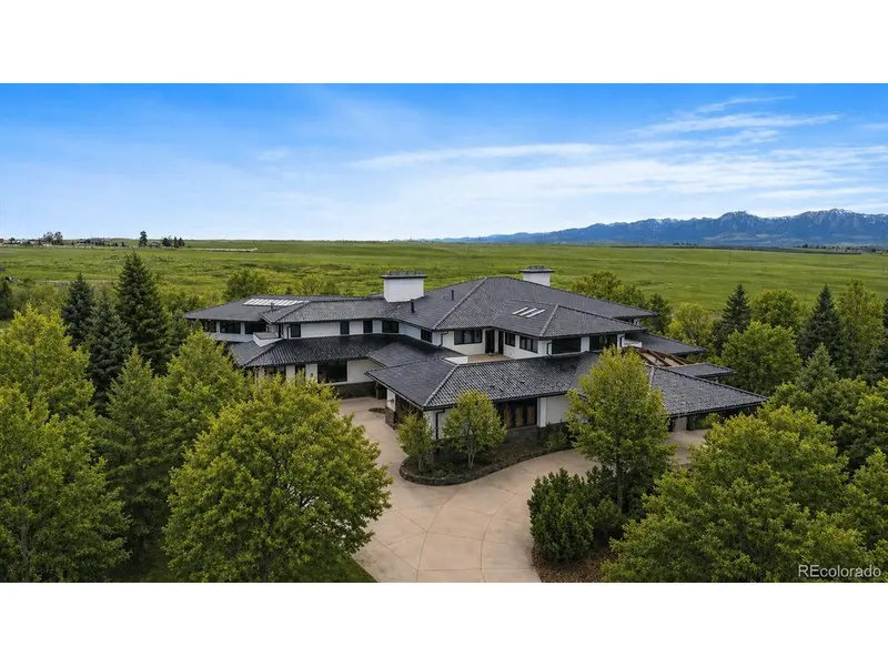 8532 Strawberry, Niwot, CO 80503