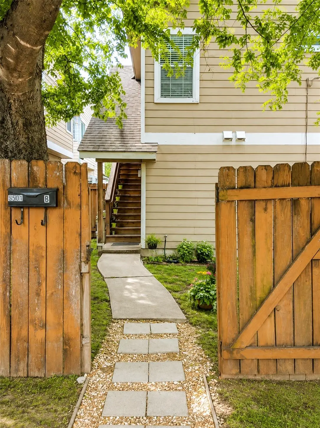 5501 Duval B ST #B, Austin, TX 78751