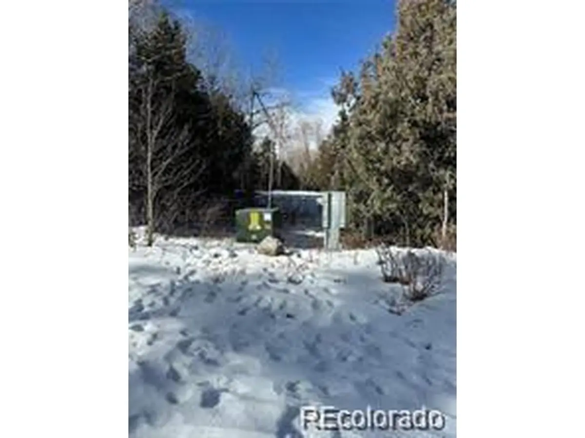 2 Zapata, Mosca, CO 81146