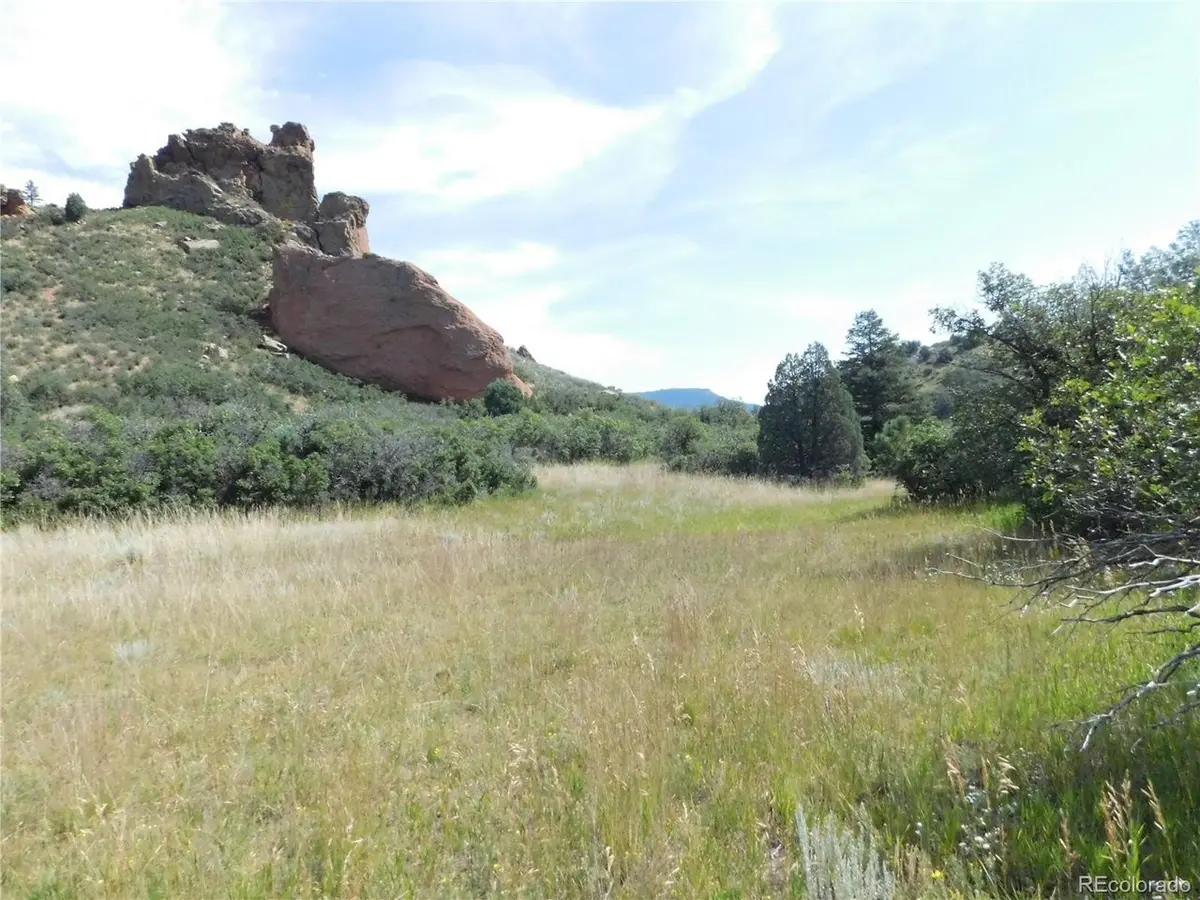 5967 Country Club, Larkspur, CO 80118