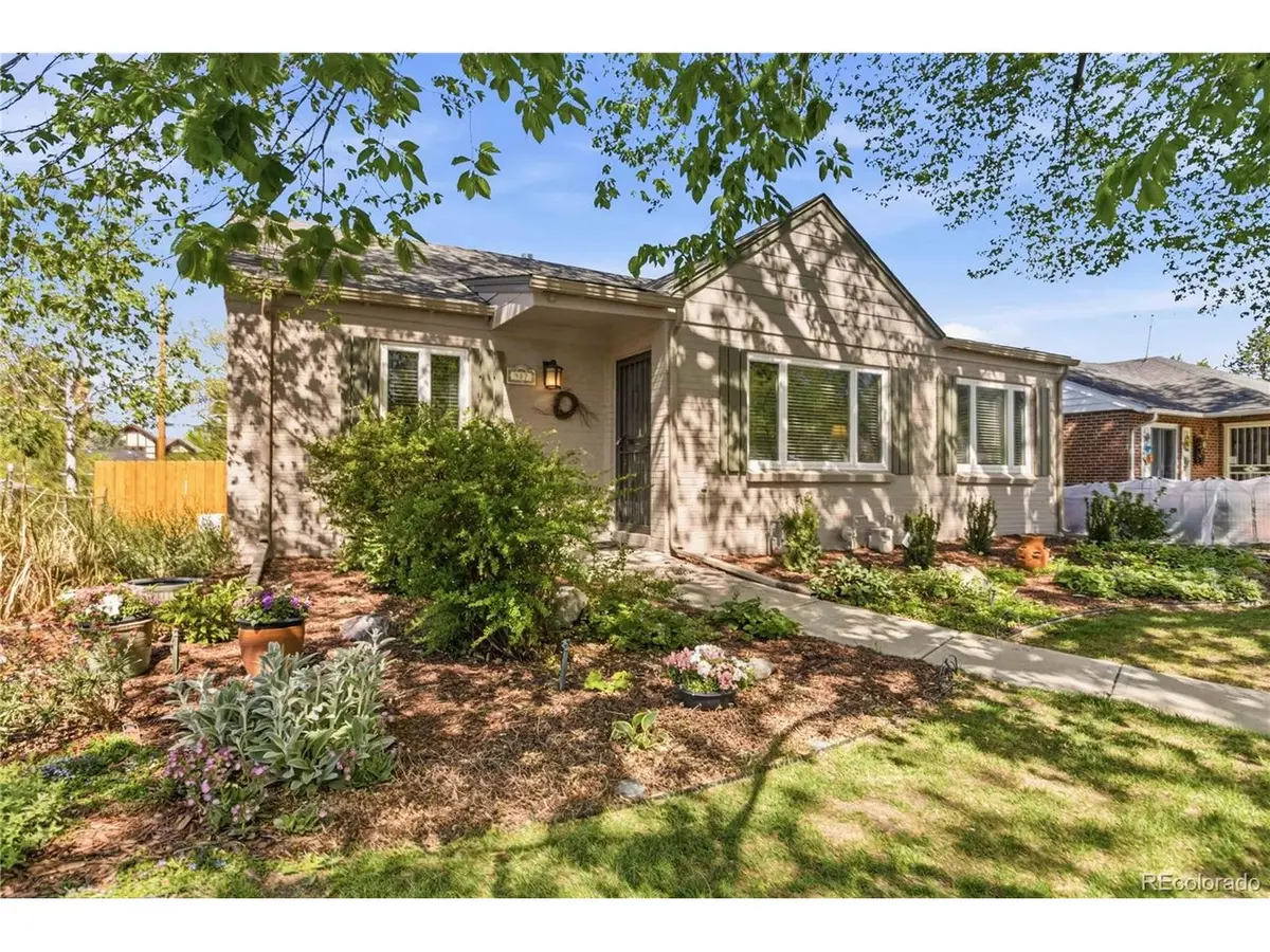 987 Glencoe, Denver, CO 80220