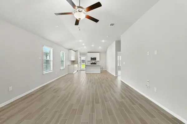 149 Hackberry LN, Bastrop, TX 78602