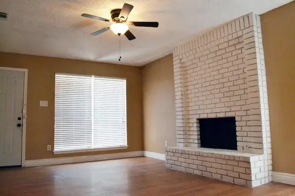 1801 Mearns Meadow BLVD #A, Austin, TX 78758