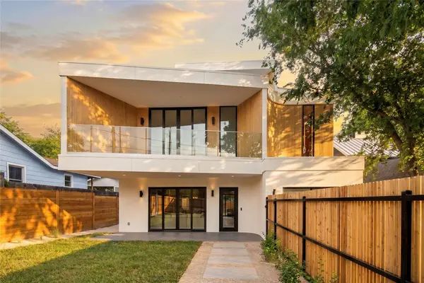 1005 W Johanna ST, Austin, TX 78704