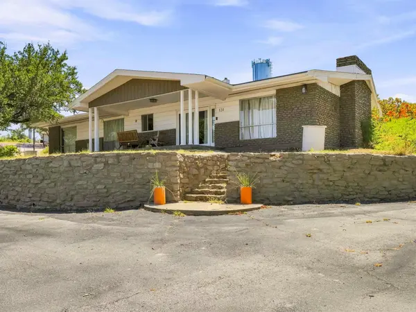 131 Dukes DR, Cottonwood Shores, TX 78657