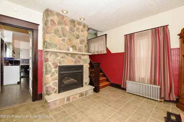 2401 Boulevard AVE, Scranton, PA 18509
