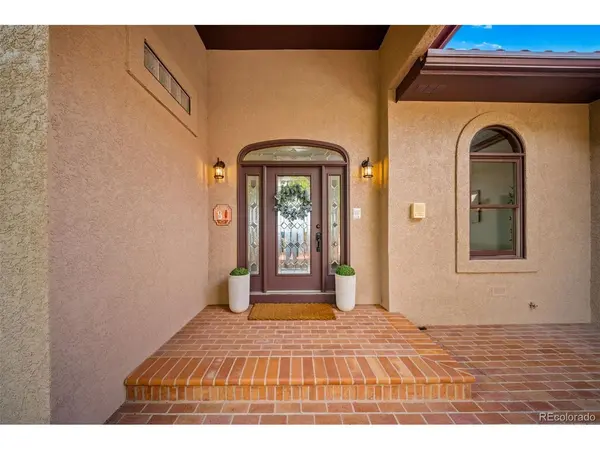 995 S Linden Pl, Pueblo West, CO 81007