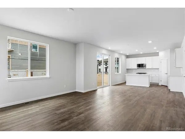 5807 N Ireland, Aurora, CO 80019