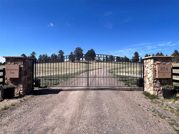 854 N Russellville, Franktown, CO 80116