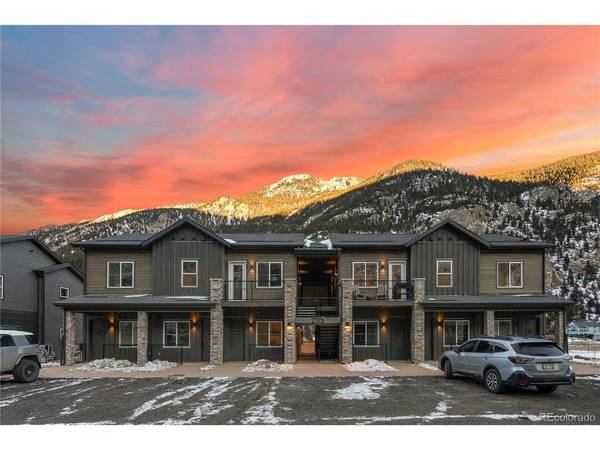 2115 Hummingbird #4-103, Georgetown, CO 80444