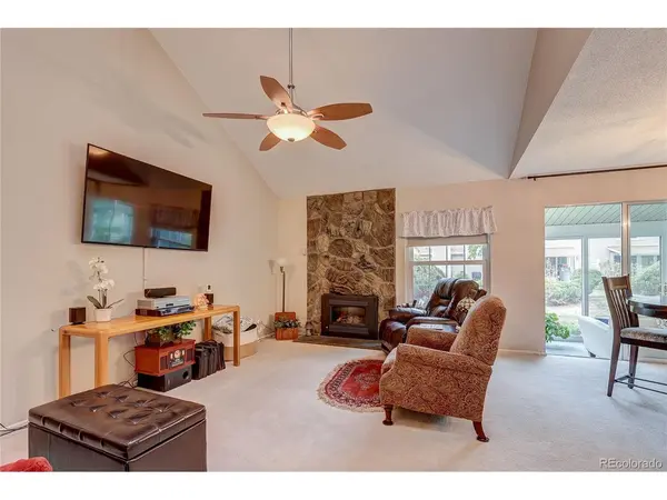 2784 S Heather Gardens, Aurora, CO 80014