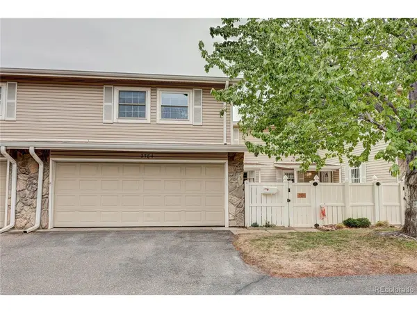 2784 S Heather Gardens, Aurora, CO 80014