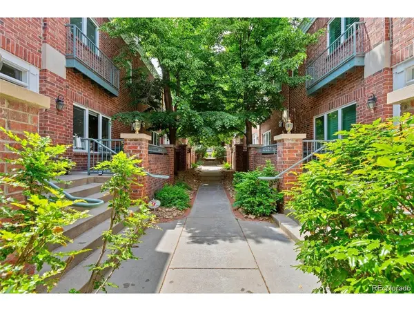 2660 S University #I, Denver, CO 80210