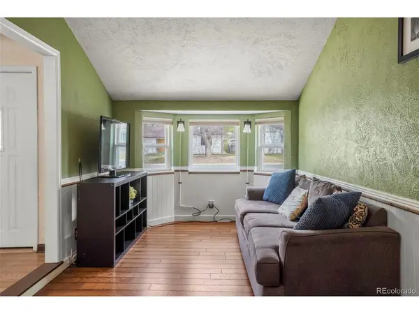 4409 S Pearl, Englewood, CO 80113