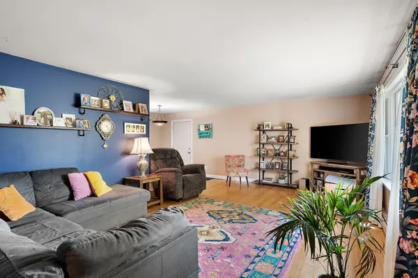 124 6th AVE, Demotte, IN 46310