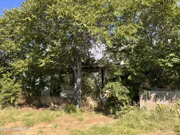8420 S Highway 89, Kirkland, AZ 86332