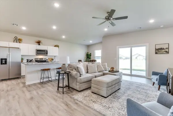 11581 W Scarlett Ct, Maize, KS 67101