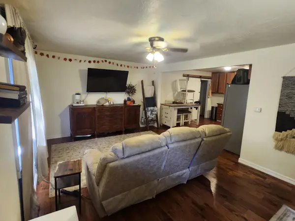 1507 North N Riverside RD, Ozark, MO 65721