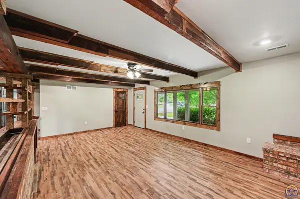 10819 T2 Lane, Hoyt, KS 66440