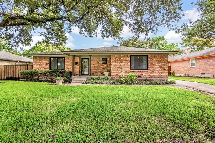 2510 Pinebluff Drive, Dallas, TX 75228