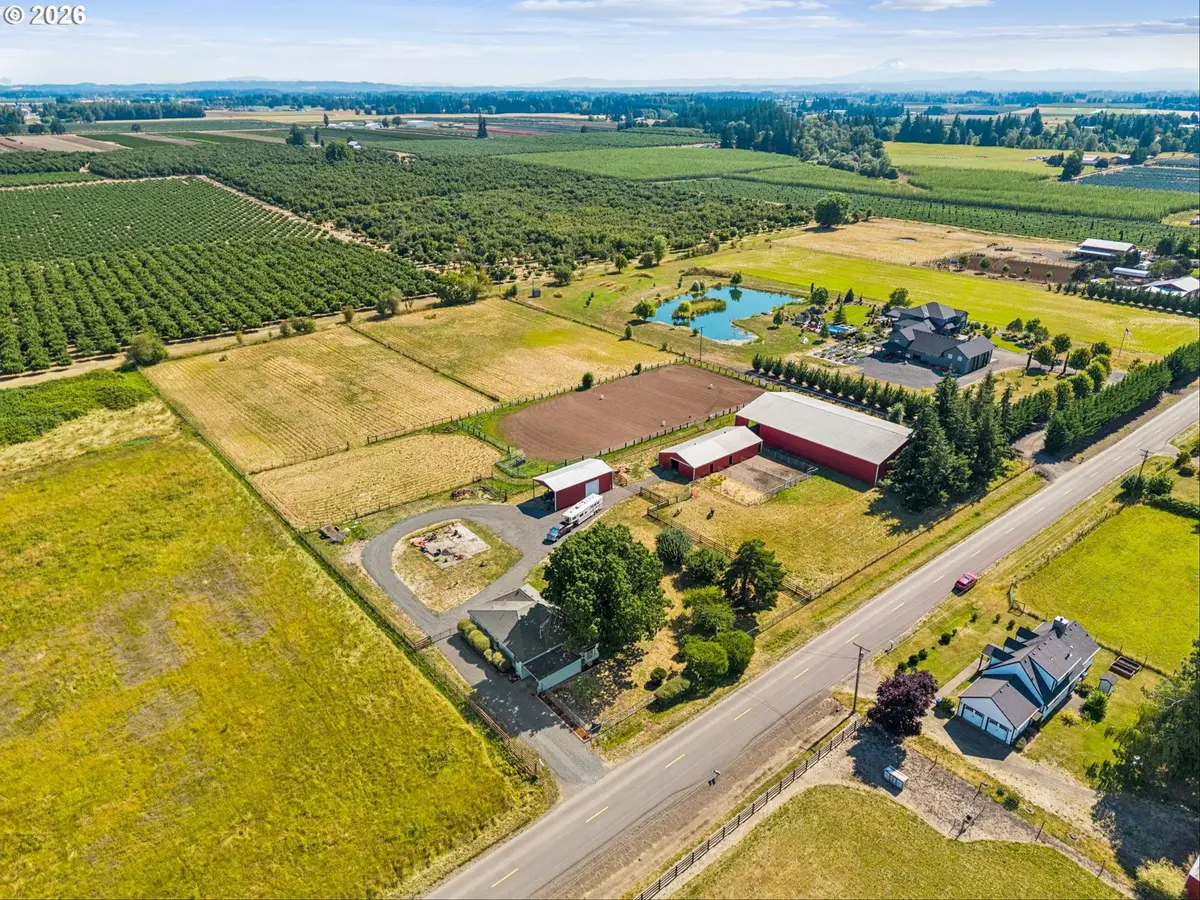 10093 NE WISEACRE LN, Aurora, OR 97002