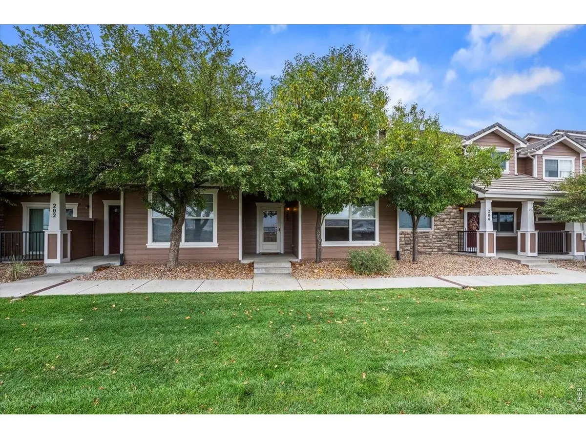 10449 Paris #203, Commerce City, CO 80640