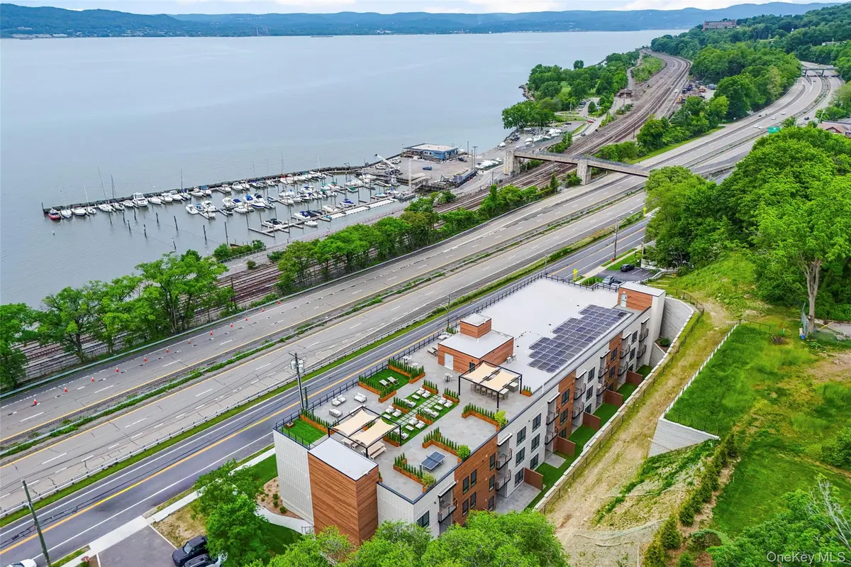 25 S Riverside AVE #211, Croton-on-hudson, NY 10520