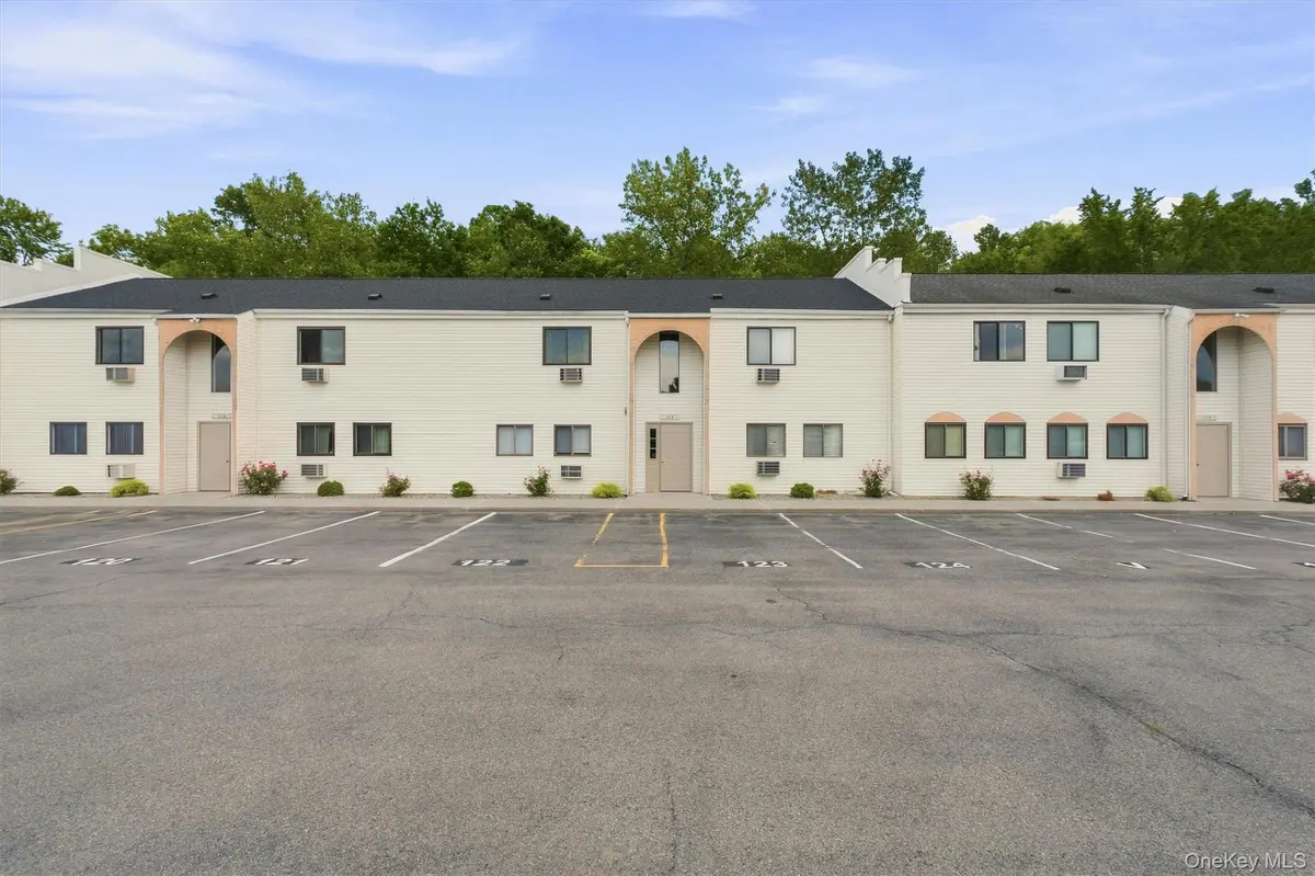 21 Scarborough LN #B, Wappingers Falls, NY 12590